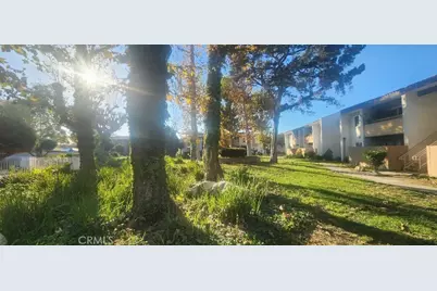 2511 W Sunflower Avenue #P6, Santa Ana, CA 92704 - Photo 31