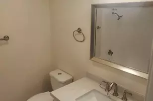 2511 W Sunflower Ave, Santa Ana, CA 92704 - Photo 15