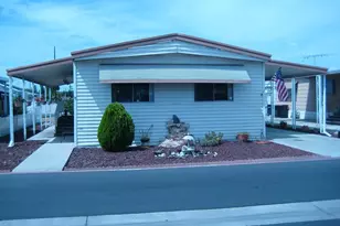 13 Palm Via, Anaheim, CA 92801 - Photo 17