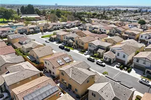 825 Sweetbay Ln, Los Angeles, CA 90059 - Photo 39