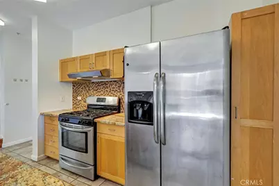 302 E 19th Street #7, Long Beach, CA 90806 - Photo 3