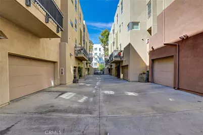 302 E 19th Street #7, Long Beach, CA 90806 - Photo 31