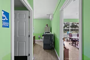 9774 Katella Ave, Anaheim, CA 92804 - Photo 33