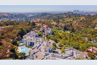 4260 Via Arbolada #304, Los Angeles, CA 90042 - Photo 25