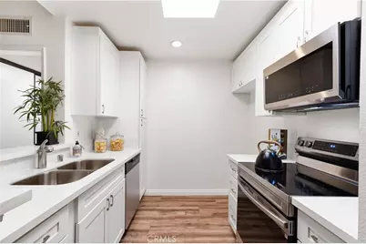 4260 Via Arbolada #304, Los Angeles, CA 90042 - Photo 5