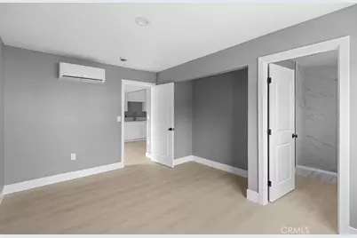 943 N Washington Place, Long Beach, CA 90813 - Photo 7