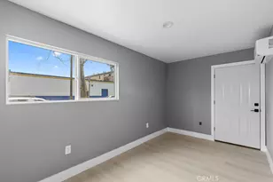 943 N Washington Pl, Long Beach, CA 90813 - Photo 9