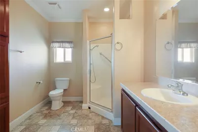 11730 Whittier Boulevard #27, Whittier, CA 90601 - Photo 33