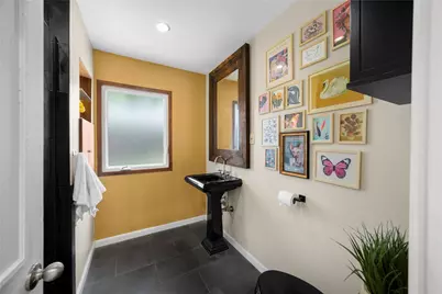 6957 Lindley Avenue, Reseda, CA 91335 - Photo 17