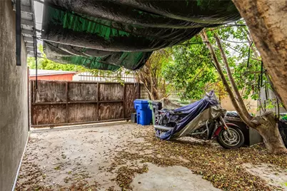 6957 Lindley Avenue, Reseda, CA 91335 - Photo 25