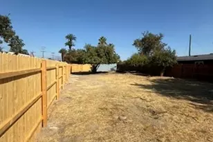 8044 Michael Dr, San Bernardino, CA 92410 - Photo 21