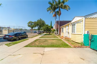 167 E 67th Street, Long Beach, CA 90805 - Photo 3
