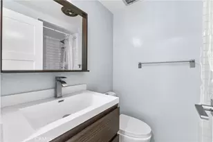 375 Atlantic Ave, Long Beach, CA 90802 - Photo 13