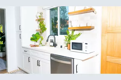 1923 Hollyvista, Los Angeles, CA 90027 - Photo 15