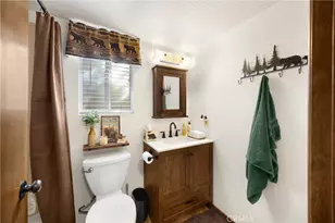 27963 St Bernard Ln, Lake Arrowhead, CA 92352 - Photo 15