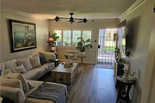 654 W Main St, Tustin, CA 92780 - Photo 5