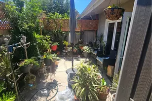 654 W Main St, Tustin, CA 92780 - Photo 17