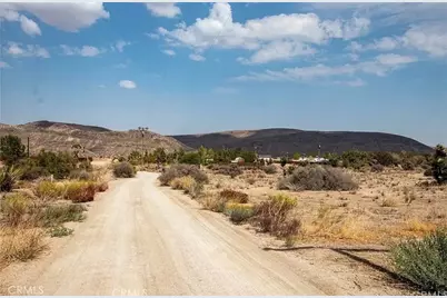 5545 Red Ryder, Pioneertown, CA 92268 - Photo 11