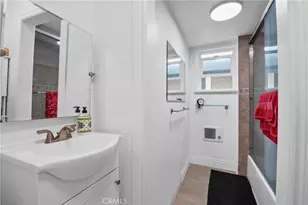 11701 Denver Ave, Los Angeles, CA 90044 - Photo 15