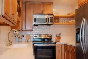 1187 E 3rd St, Long Beach, CA 90802 - Photo 9