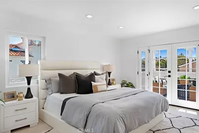 2137 Miramar, Newport Beach, CA 92661 - Photo 37