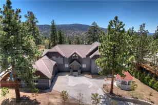 727 Villa Grove Ave, Big Bear City, CA 92314 - Photo 3