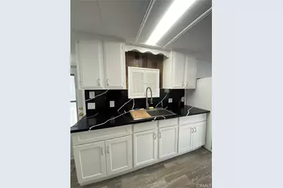 35 Orange Via, Anaheim, CA 92801 - Photo 7