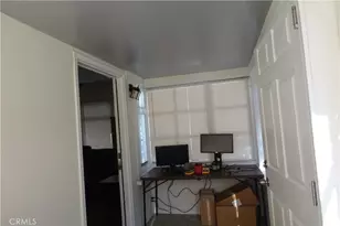 622 W 2nd St, San Pedro, CA 90731 - Photo 33