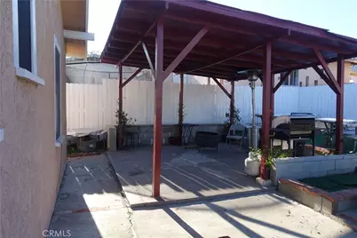 622 W 2nd Street, San Pedro, CA 90731 - Photo 23