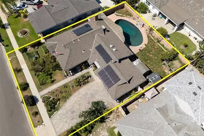 8921 Kennelly Lane, Anaheim, CA 92804 - Photo 3