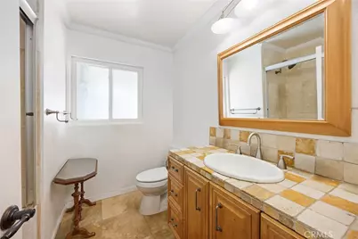 8921 Kennelly Lane, Anaheim, CA 92804 - Photo 11