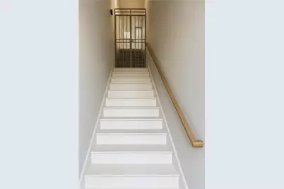 208 W Anaheim, Long Beach, CA 90813 - Photo 5