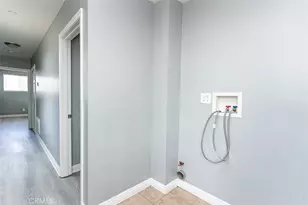 1639 1639 1/2 E 109th, Los Angeles, CA 90059 - Photo 11