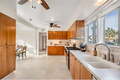 15 The Colonnade, Long Beach, CA 90803 - Photo 21