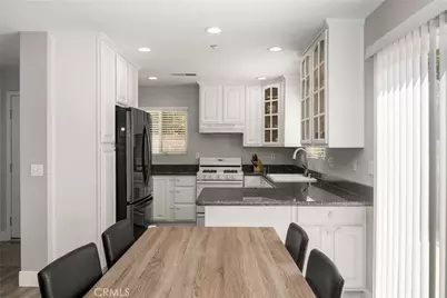 418 E Olive #B, Monrovia, CA 91016 - Photo 11