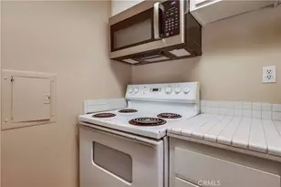 5585 E Pacific Coast, Long Beach, CA 90804 - Photo 19