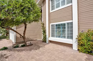 11 Burke, Irvine, CA 92620 - Photo 5