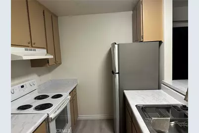 276 Streamwood, Irvine, CA 92620 - Photo 3