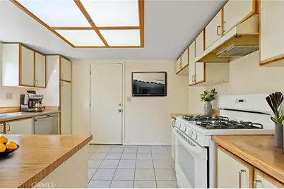 1700 E Avenue Q14 # 8, Palmdale, CA 93550 - Photo 13