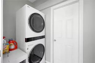 2701 E 17th St, Long Beach, CA 90804 - Photo 25