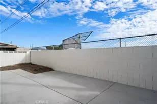 814 E Calbas St, Carson, CA 90745 - Photo 35