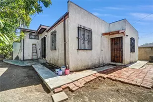 2118 Hickory St, Santa Ana, CA 92707 - Photo 17