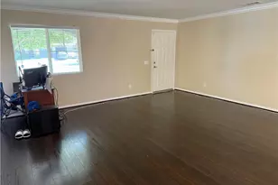 52995 Carrousel Ct, Lake Elsinore, CA 92532 - Photo 3