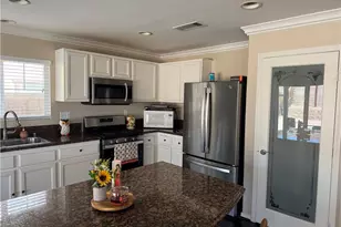 52995 Carrousel Ct, Lake Elsinore, CA 92532 - Photo 15