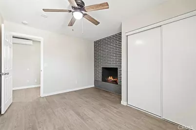 611 611 1/2 E Ovington, Lancaster, CA 93535 - Photo 5