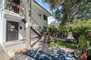 541 N Summit Ave, Pasadena, CA 91103 - Photo 11