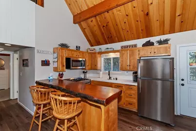 642 Villa Grove, Big Bear Lake, CA 92314 - Photo 11