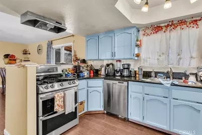 16336 Adelia, Hesperia, CA 92345 - Photo 5