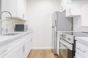 1030 W MacArthur Blvd, Santa Ana, CA 92707 - Photo 5