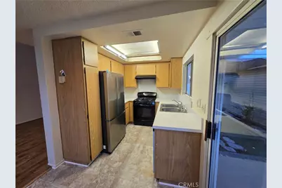 14515 Woodland Drive #10, Fontana, CA 92337 - Photo 7